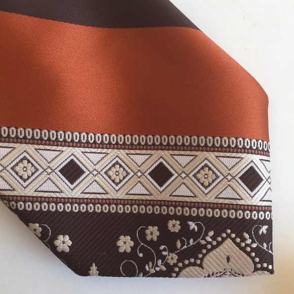 Men’s Brittania Necktie - Picture 1 of 4